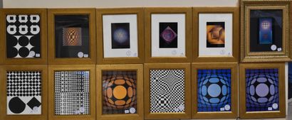 D'après Victor VASARELY 
Cinétiques
Douze...