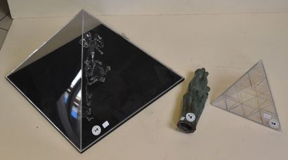 Gregorio VARDANEGA (1923-2007)
Pyramide en...