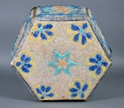 CROS Jean (1884-1932)
Suspension en plaques...