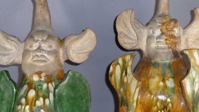 CHINE
Deux statuettes d'esprit terrestre...
