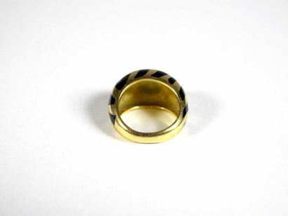 Bague boule en or jaune 18K, ornée de lignes...