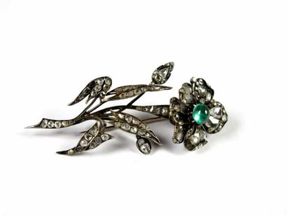 Broche fleur en or jaune 14K (585 millièmes)...
