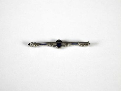 Broche barrette en or gris 18K, ornée de...