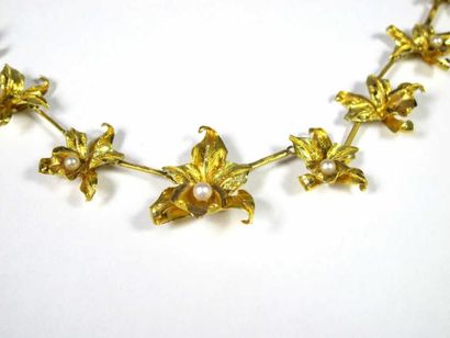 Collier draperie articulé en or jaune 18K,...