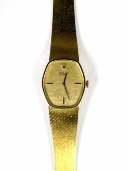 ROLEX
Montre-bracelet de dame en or jaune...
