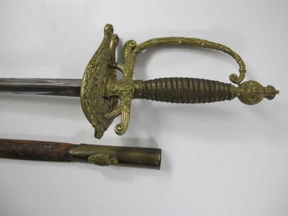 Epée de sous-officier de Cent-Gardes. Fusée...