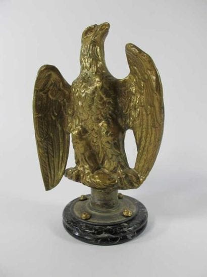 Aigle de drapeau de la Garde nationale. En...