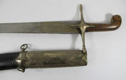 Beau sabre «Pala». Poignée en crosse, à plaquettes...