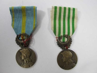 France
Deux médailles: - Médaille des Dardanelles....