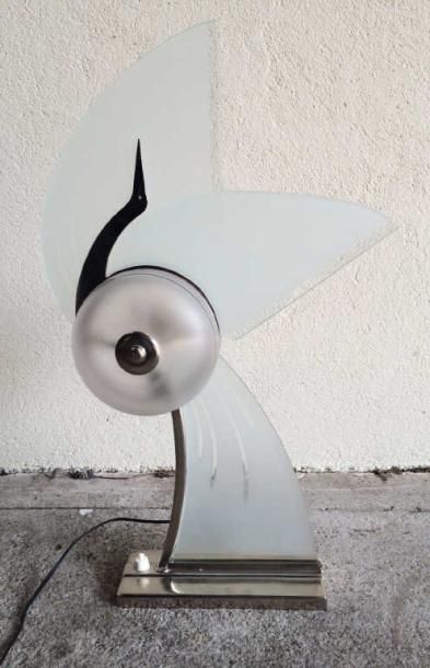 Lampe de table en forme d'oiseau, la base...