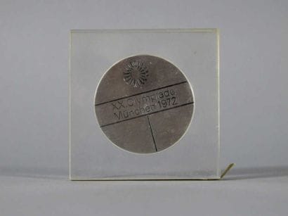 JEUX OLYMPIQUES / Munich 1972. Médaille officielle...