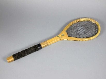 JEU DE PAUME. Raquette de Jeu de Paume en...
