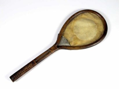 JEUX DE BALLE / PING PONG. Raquette de tennis...