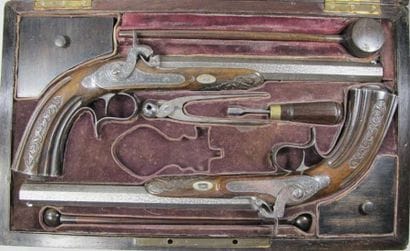 Cassette nécessaire de pistolets de duel...