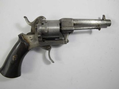 Revolver à broche système Lefaucheux, six...
