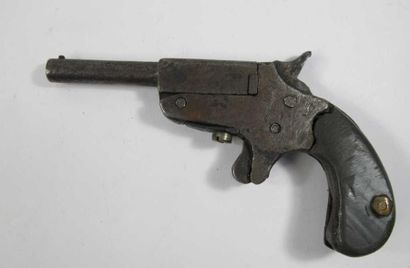 Petit pistolet de poche, un coup, calibre...