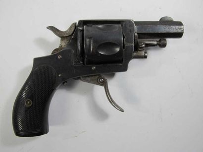 Revolver Bulldog, six coups, calibre 320....