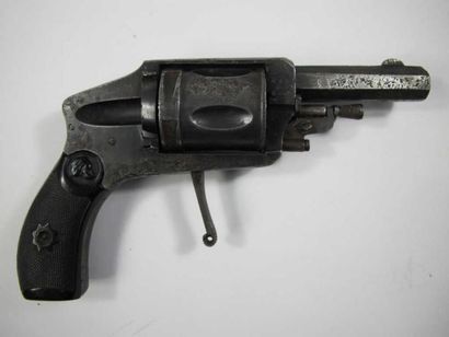 Revolver Hammerless à percussion centrale,...