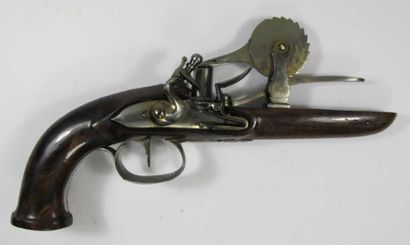 Pistolet éprouvette à silex. Garnitures en...