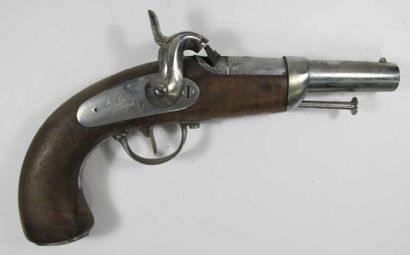 Pistolet d'officier de gendarmerie, modèle...