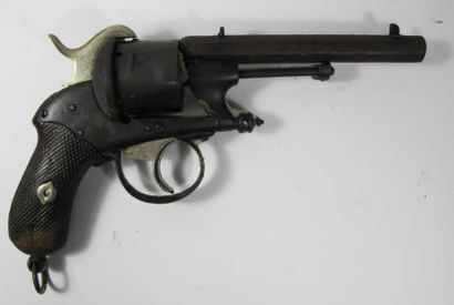 Revolver à broche Dumonthier, six coups calibre...