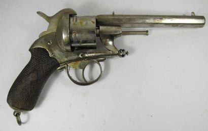 Revolver à broche, six coups, système Dumonthier...