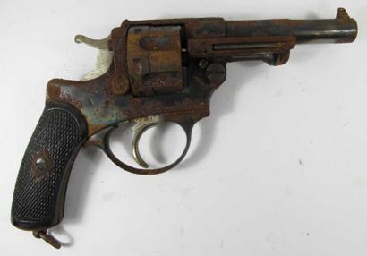 Revolver type 1874, six coups, calibre 11...