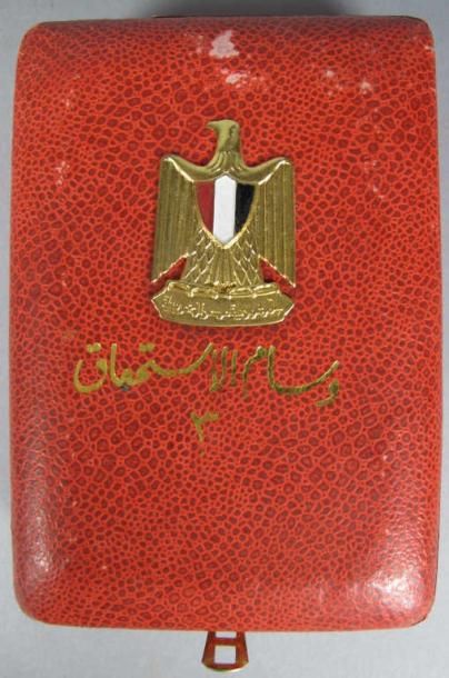 EGYPTE
ORDRE DU MERITE. Etoile de commandeur....