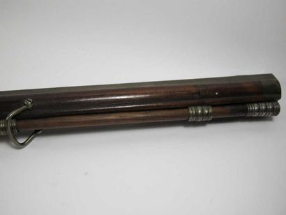 Belle carabine de chasse à silex. Fort canon...