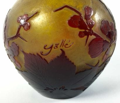 Etablissements GALLE Vase sphérique à col...