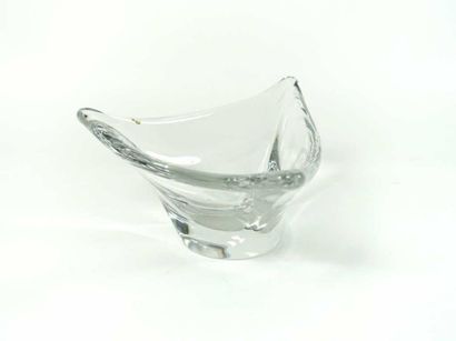 DAUM France
Coupe traingulaire en cristal...