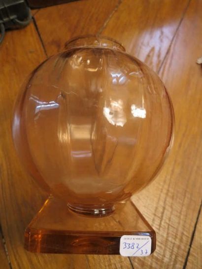 SCHNEIDER
Vase sphérique en verre rainuré...