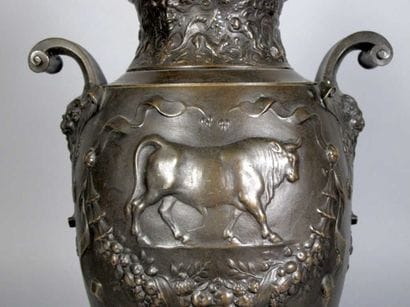 LEVILLAIN Ferdinand (1837-1905)
Vase couvert...