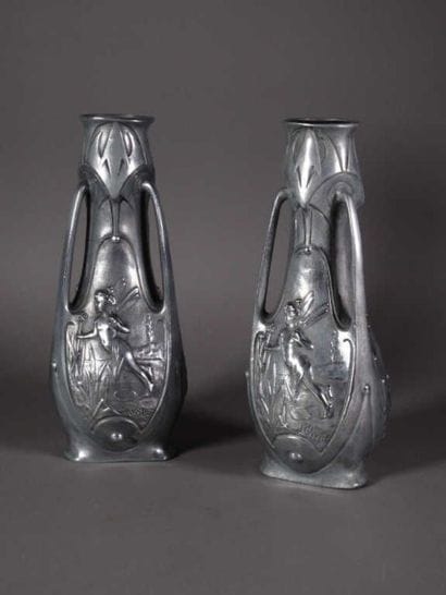 GARNIER Jean (1853-1931)
Paire de vases balustres...