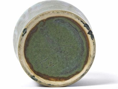 POINTU Jean (1843-1925)
Vase en grès du Pusaye...
