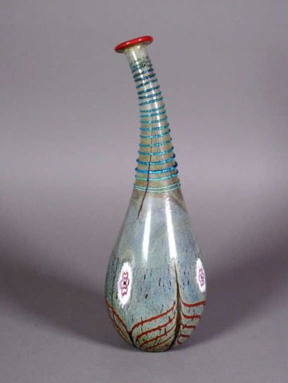 Maison Christian DIOR
Vase oignon en verre...