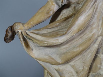 Deux statuettes formant pendant, en terre...