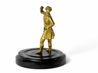 Petite sculpture en bronze doré sur un socle...