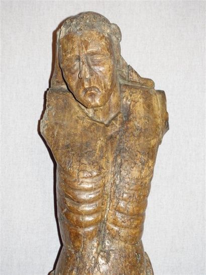 Christ en bois naturel sculpté. Espagne (?),...