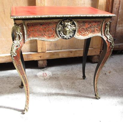 Table rectangulaire quadripode en marqueterie...