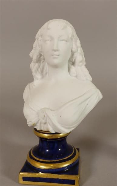 Deux biscuits de porcelaine
-Buste de François...