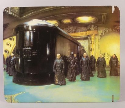 Deux panneaux publicitaires du film DUNE...