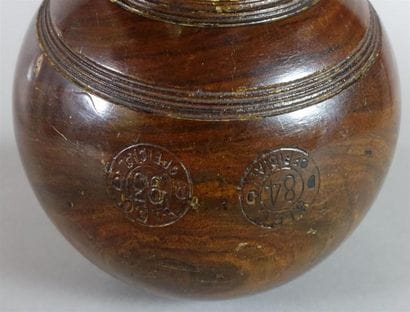JEUX DE BALLE
Boule de Jeu du Boulingrin...