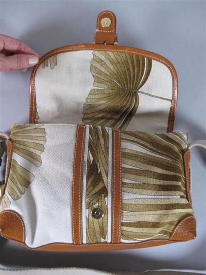 LEONARD
Sac bandoulière en toile imprimée...