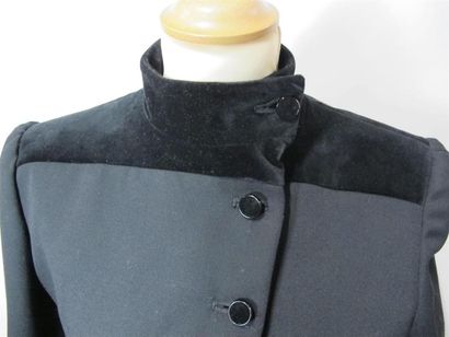 VALENTINO Boutique
Tailleur jupe longue noire...