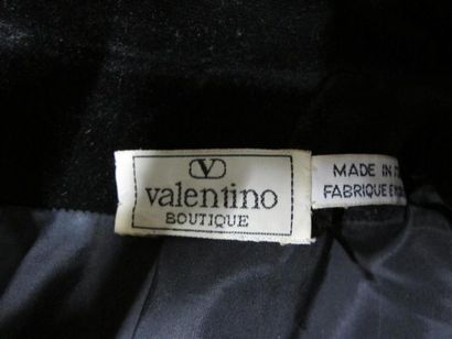 VALENTINO Boutique
Tailleur jupe longue noire...