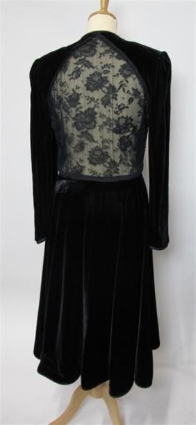 VALENTINO Boutique
Robe longue du soir en...