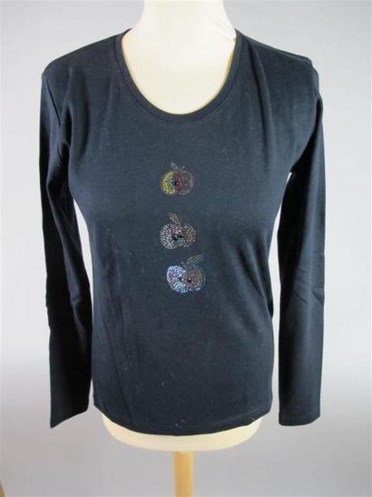Sonia RYKIEL Paris
Deux T-shirts en coton...