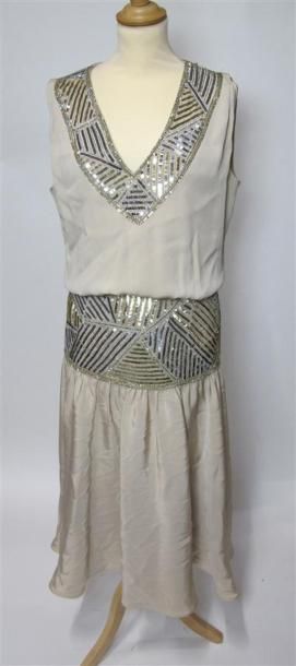 Hélène KASSES, Haute Couture
Longue robe...