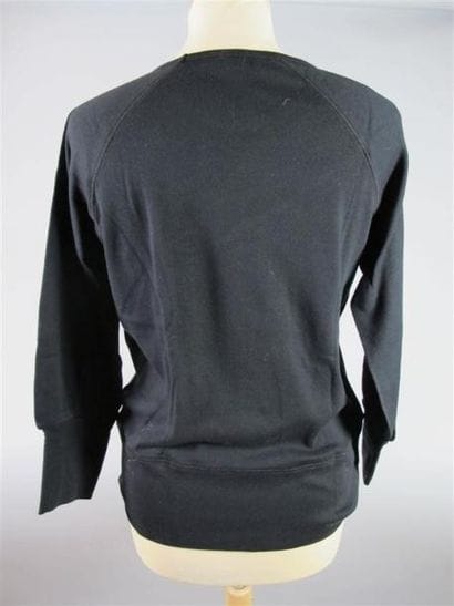Sonia RYKIEL Paris
Deux sweat-shirts identiques...
